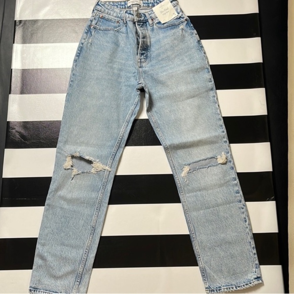 ABERCROMBIE AND FITCH THE DAD HIGH RISE